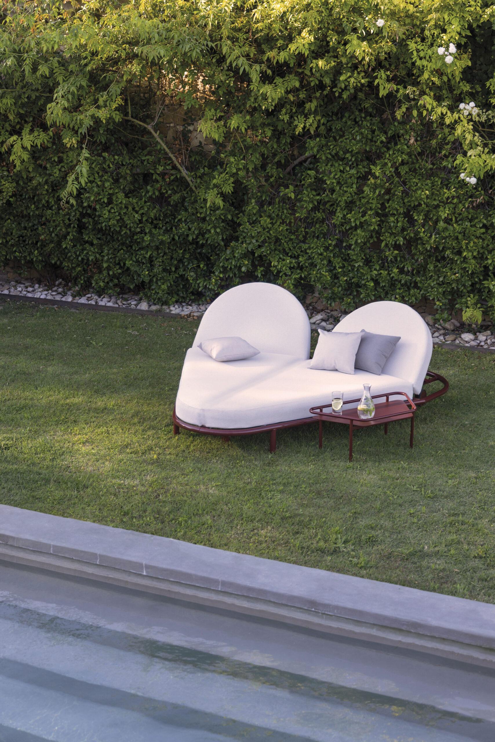 chaise longue de jardin